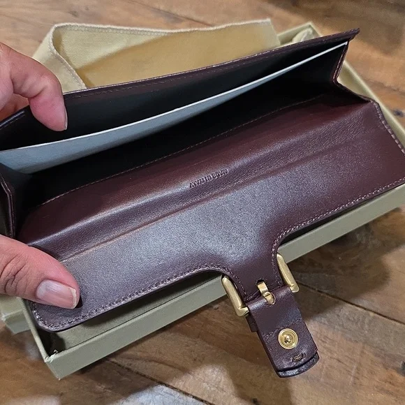 Burberry Tan Storage Bag - Picture 4 of 5